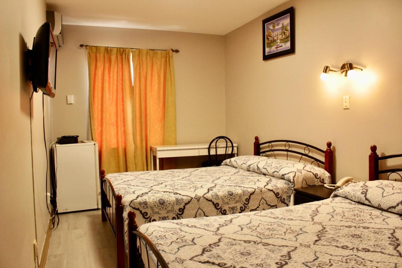 Hotel Victor Монреал Екстериор снимка
